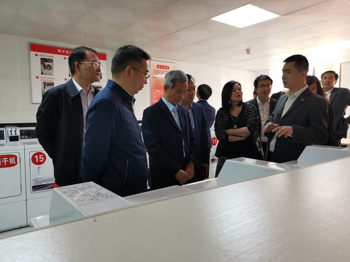 走访学生洗衣房