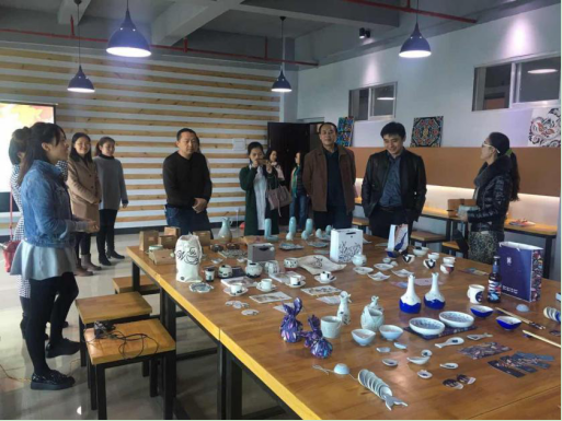 贵州建设职院建筑设计学院张强院长一行参观艺术专业实训室