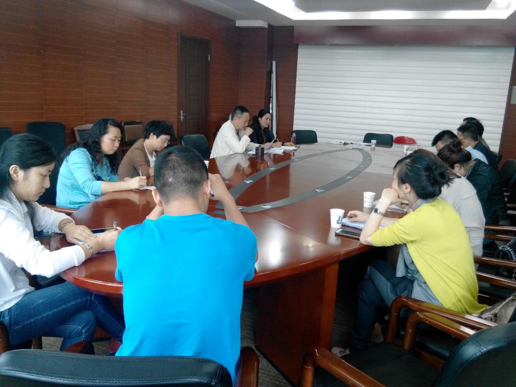 工会召开工会小组长会议研究部署下一步工会工作